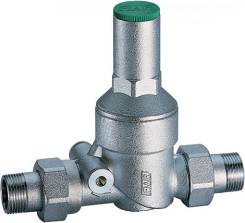 Редуктор 1 1/4", НР-НР, без манометра, хромированный FAR